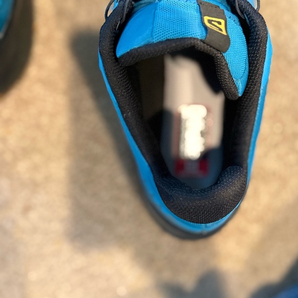 Salomon Men's Vibrant Blue Athletic Shoes - Picture 6 of 7